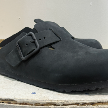 Boston Boston Wire Buckle Black Nubuck Leather