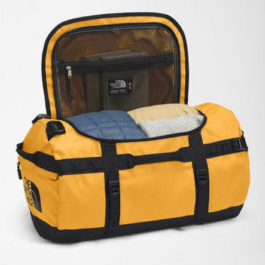 BASE CAMP DUFFEL - S SUMMIT GOLD/TNF BLACK