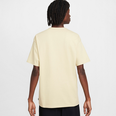 Nike Sportswear Premium Essentials Tee - Team Gold