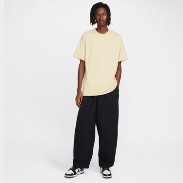Nike Sportswear Premium Essentials Tee - Team Gold